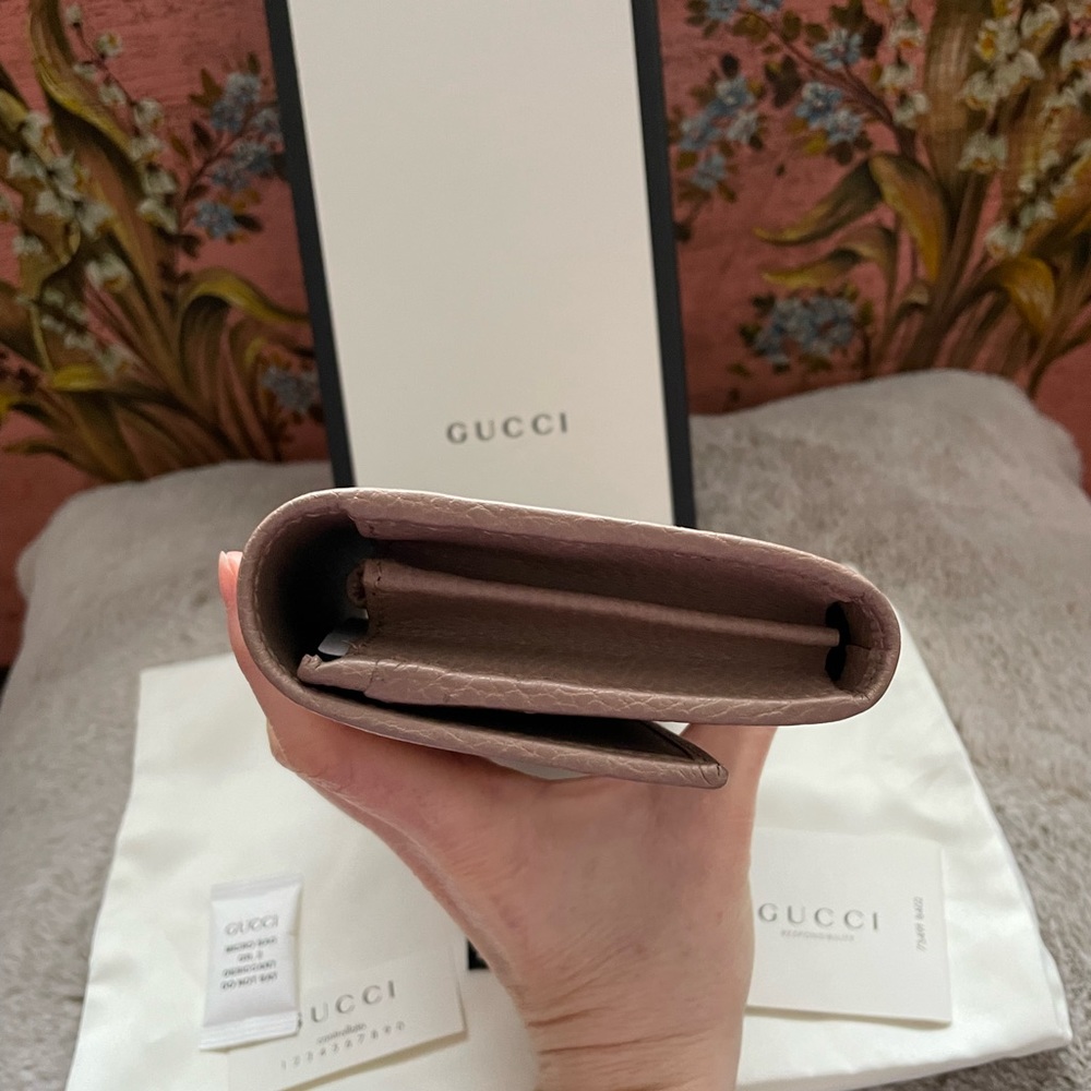 GUCCI Calfskin GG Marmont Continental Wallet - Full Set, Brand New! - Picture 6 of 10